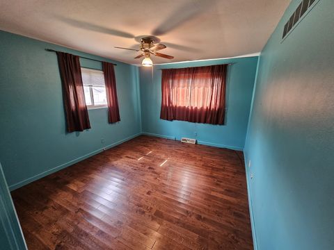 Tiny photo for 2 Linnview Drive, Mt Vernon, IL 62864 (MLS # 12586212)