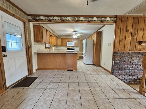 Tiny photo for 2 Linnview Drive, Mt Vernon, IL 62864 (MLS # 12586212)