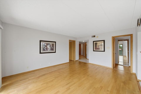 Tiny photo for 545 S River Road #505, Des Plaines, IL 60016 (MLS # 12715772)