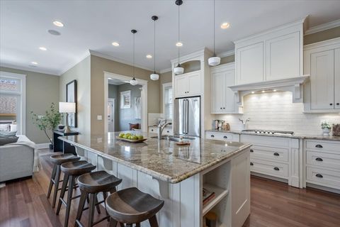 Tiny photo for 1218 Elmwood Avenue, Evanston, IL 60202 (MLS # 12582151)