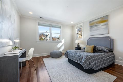 Tiny photo for 1218 Elmwood Avenue, Evanston, IL 60202 (MLS # 12582151)