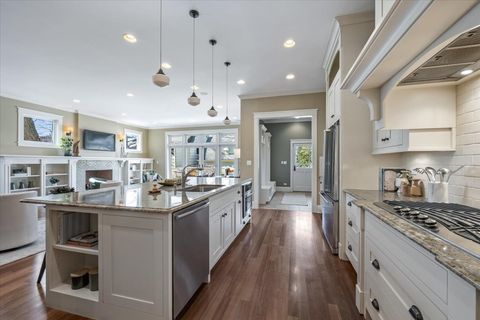 Tiny photo for 1218 Elmwood Avenue, Evanston, IL 60202 (MLS # 12582151)