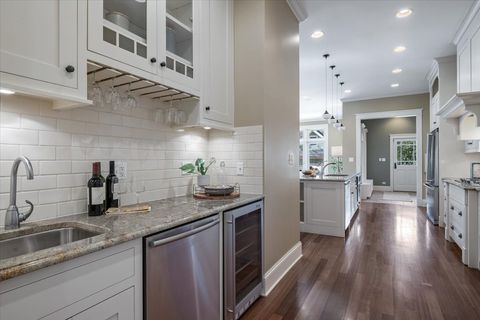 Tiny photo for 1218 Elmwood Avenue, Evanston, IL 60202 (MLS # 12582151)