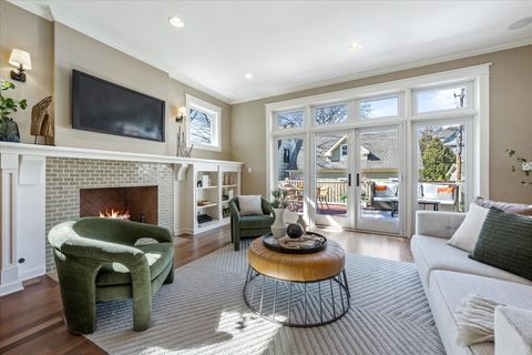 Tiny photo for 1218 Elmwood Avenue, Evanston, IL 60202 (MLS # 12582151)