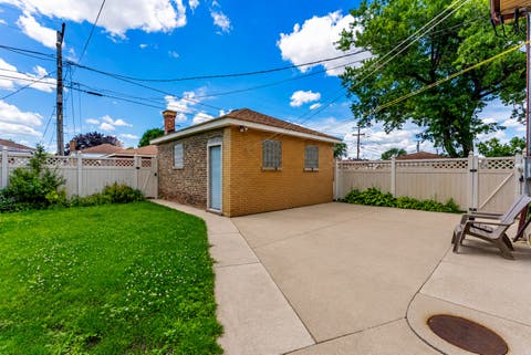 Tiny photo for 3802 S Austin Boulevard, Cicero, IL 60804 (MLS # 12702381)