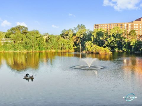 Tiny photo for 5811 Oakwood Drive #C, Lisle, IL 60532 (MLS # 12538916)