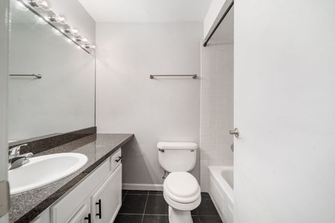 Tiny photo for 5811 Oakwood Drive #C, Lisle, IL 60532 (MLS # 12538916)