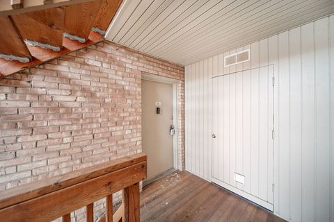 Tiny photo for 5811 Oakwood Drive #C, Lisle, IL 60532 (MLS # 12538916)