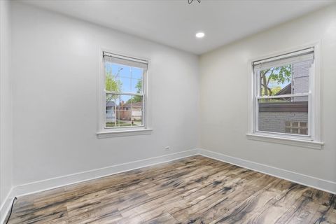 Tiny photo for 9125 S 54th Avenue, Oak Lawn, IL 60453 (MLS # 12632928)