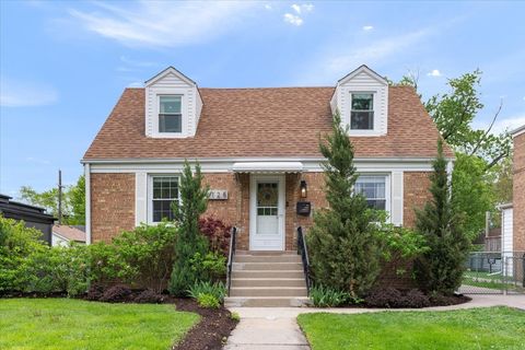 Photo of 9125 S 54th Avenue, Oak Lawn, IL 60453 (MLS # 12632928)