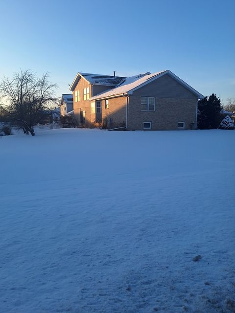 Tiny photo for 8021 W Old Mill Road, Frankfort, IL 60423 (MLS # 12554375)