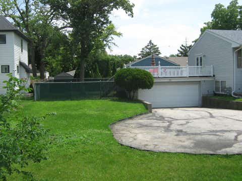 Tiny photo for 1007 Prairie Lawn Road, Glenview, IL 60025 (MLS # 12721463)