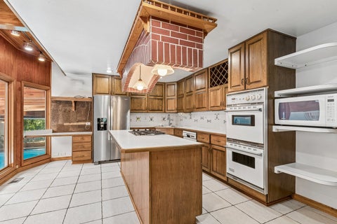 Tiny photo for 6936 N Kostner Avenue, Lincolnwood, IL 60712 (MLS # 12705958)
