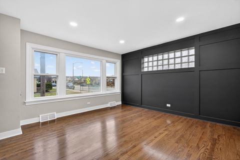 Tiny photo for 6025 W 55th Street, Chicago, IL 60638 (MLS # 12624505)