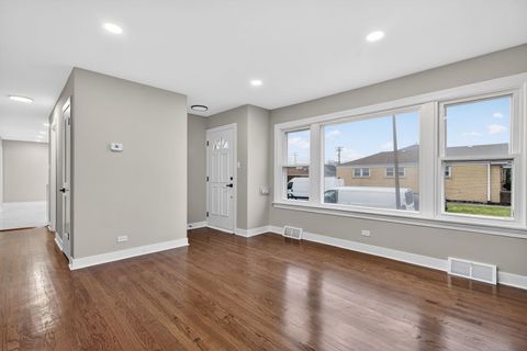Tiny photo for 6025 W 55th Street, Chicago, IL 60638 (MLS # 12624505)