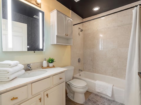 Tiny photo for 2625 N Ashland Avenue #1A, Chicago, IL 60614 (MLS # 12739789)