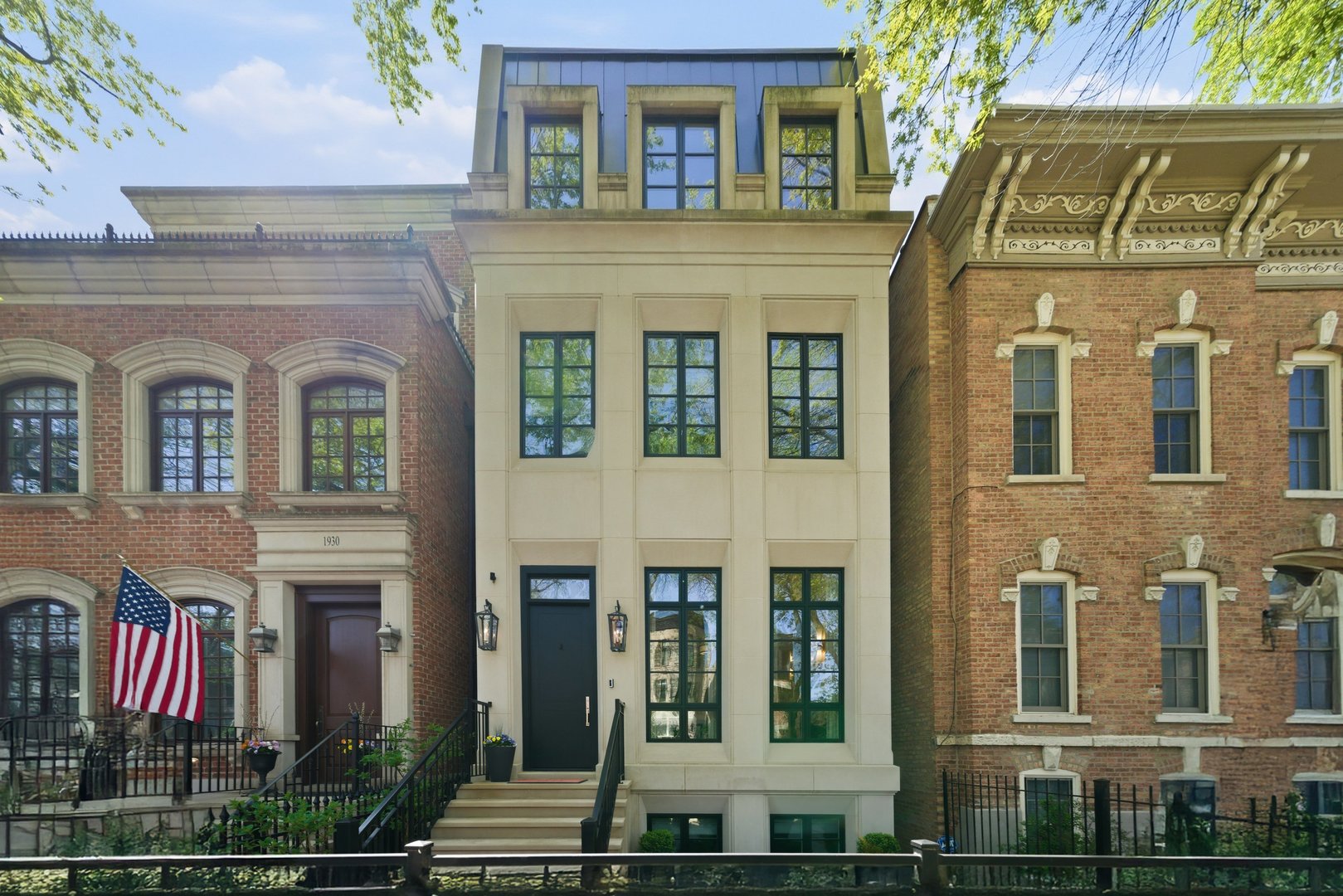 1932 N Fremont Street