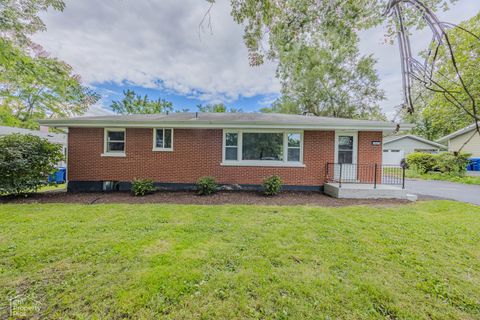 Photo of 752 Rolling Drive, Lisle, IL 60532 (MLS # 12492732)