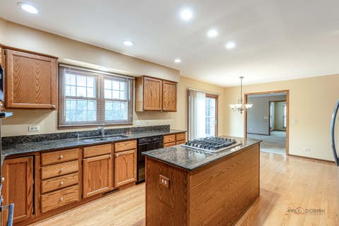 Tiny photo for 8 N Old Creek Road, Vernon Hills, IL 60061 (MLS # 12723696)