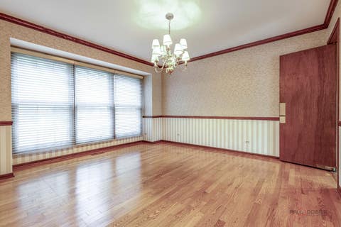 Tiny photo for 8 N Old Creek Road, Vernon Hills, IL 60061 (MLS # 12723696)