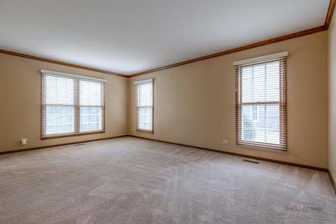 Tiny photo for 8 N Old Creek Road, Vernon Hills, IL 60061 (MLS # 12723696)