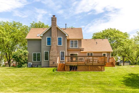 Tiny photo for 8 N Old Creek Road, Vernon Hills, IL 60061 (MLS # 12723696)