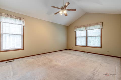 Tiny photo for 8 N Old Creek Road, Vernon Hills, IL 60061 (MLS # 12723696)