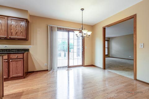 Tiny photo for 8 N Old Creek Road, Vernon Hills, IL 60061 (MLS # 12723696)