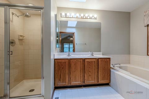 Tiny photo for 8 N Old Creek Road, Vernon Hills, IL 60061 (MLS # 12723696)