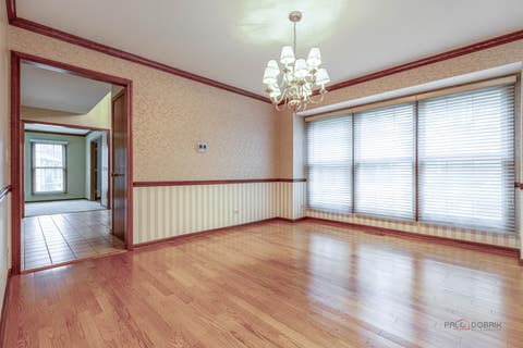Tiny photo for 8 N Old Creek Road, Vernon Hills, IL 60061 (MLS # 12723696)