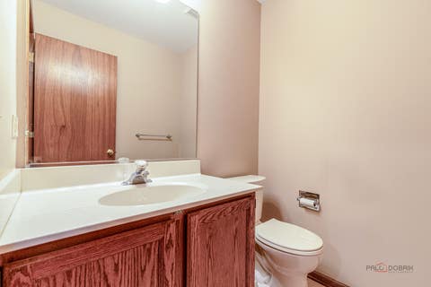 Tiny photo for 8 N Old Creek Road, Vernon Hills, IL 60061 (MLS # 12723696)