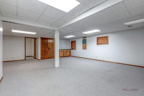 Tiny photo for 8 N Old Creek Road, Vernon Hills, IL 60061 (MLS # 12723696)