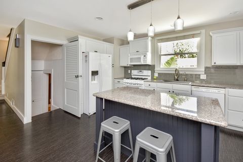 Tiny photo for 802 S Mercer Avenue, Bloomington, IL 61701 (MLS # 12451178)