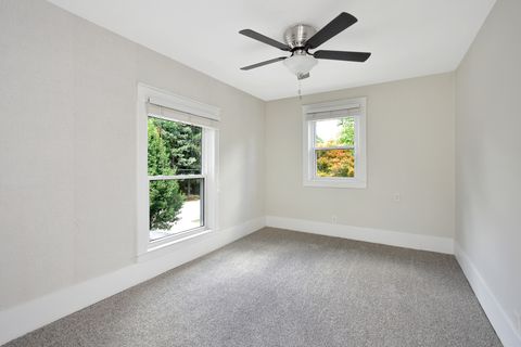 Tiny photo for 802 S Mercer Avenue, Bloomington, IL 61701 (MLS # 12451178)