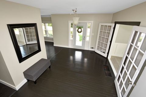 Tiny photo for 802 S Mercer Avenue, Bloomington, IL 61701 (MLS # 12451178)