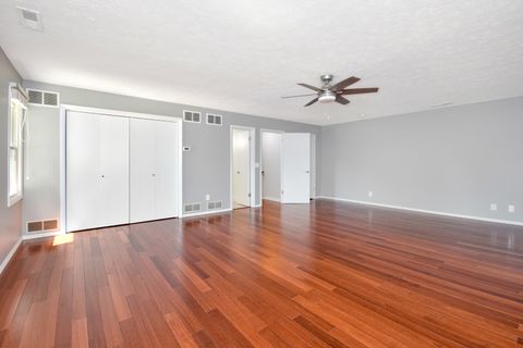 Tiny photo for 802 S Mercer Avenue, Bloomington, IL 61701 (MLS # 12451178)