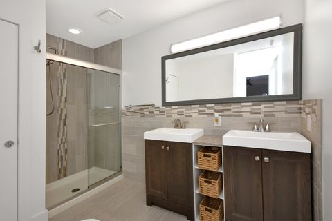 Tiny photo for 802 S Mercer Avenue, Bloomington, IL 61701 (MLS # 12451178)