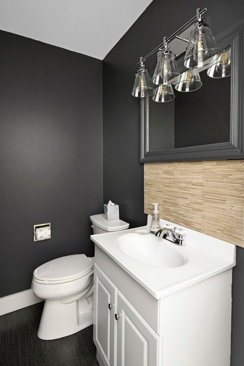 Tiny photo for 802 S Mercer Avenue, Bloomington, IL 61701 (MLS # 12451178)