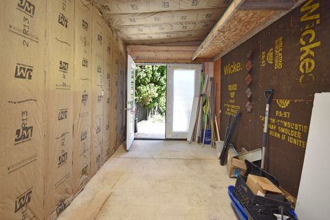 Tiny photo for 802 S Mercer Avenue, Bloomington, IL 61701 (MLS # 12451178)