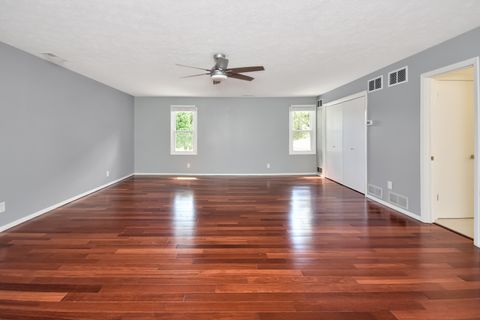 Tiny photo for 802 S Mercer Avenue, Bloomington, IL 61701 (MLS # 12451178)