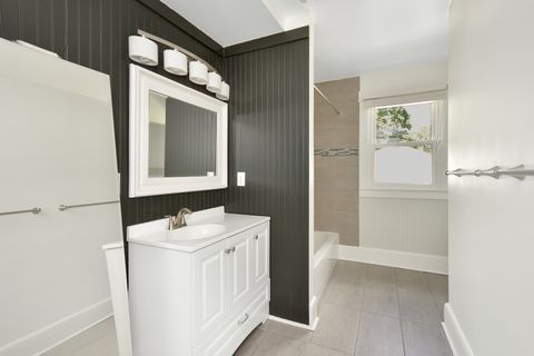 Tiny photo for 802 S Mercer Avenue, Bloomington, IL 61701 (MLS # 12451178)