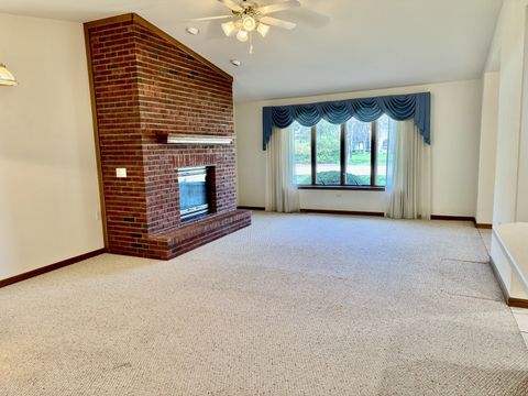 Tiny photo for 2800 Becker Drive, Peru, IL 61354 (MLS # 12611010)