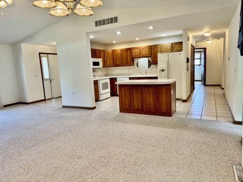 Tiny photo for 2800 Becker Drive, Peru, IL 61354 (MLS # 12611010)