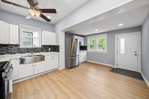 Tiny photo for 8627 S Essex Avenue, Chicago, IL 60617 (MLS # 12502101)