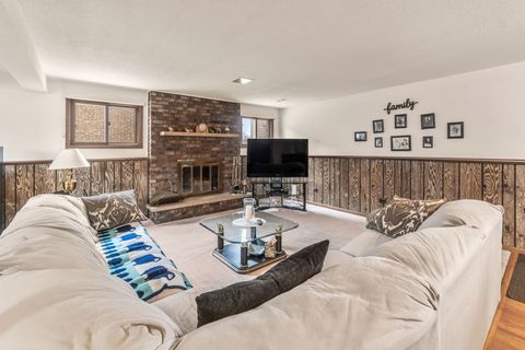 Tiny photo for 501 S Cherry Street, Itasca, IL 60143 (MLS # 12579699)