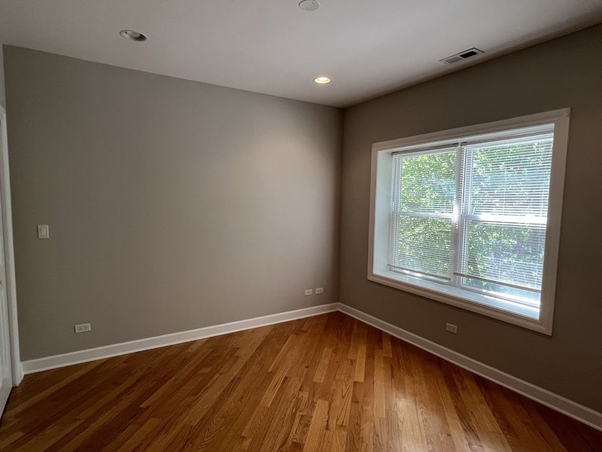 2122 W ARTHUR Avenue 3