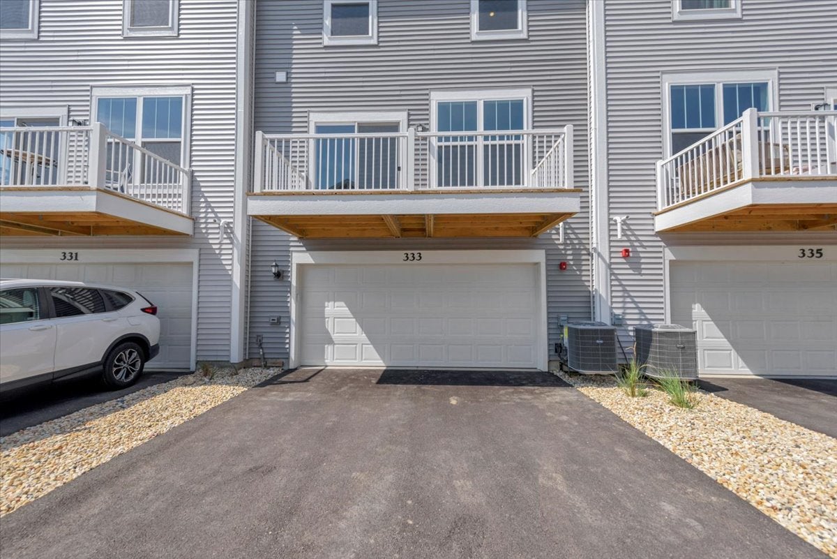 333 Settlers Place