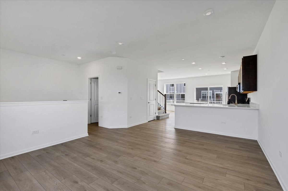 333 Settlers Place