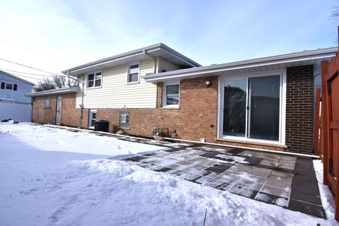 Tiny photo for 16400 Roy Street, Oak Forest, IL 60452 (MLS # 12560470)