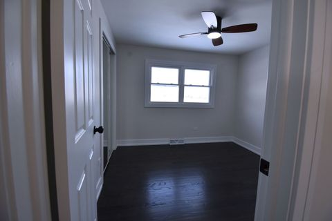 Tiny photo for 16400 Roy Street, Oak Forest, IL 60452 (MLS # 12560470)